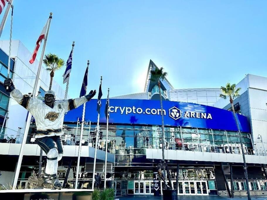 June Specials- Suite Spot Dtla- Free Parking For One Car! Лос Анджелис Екстериор снимка
