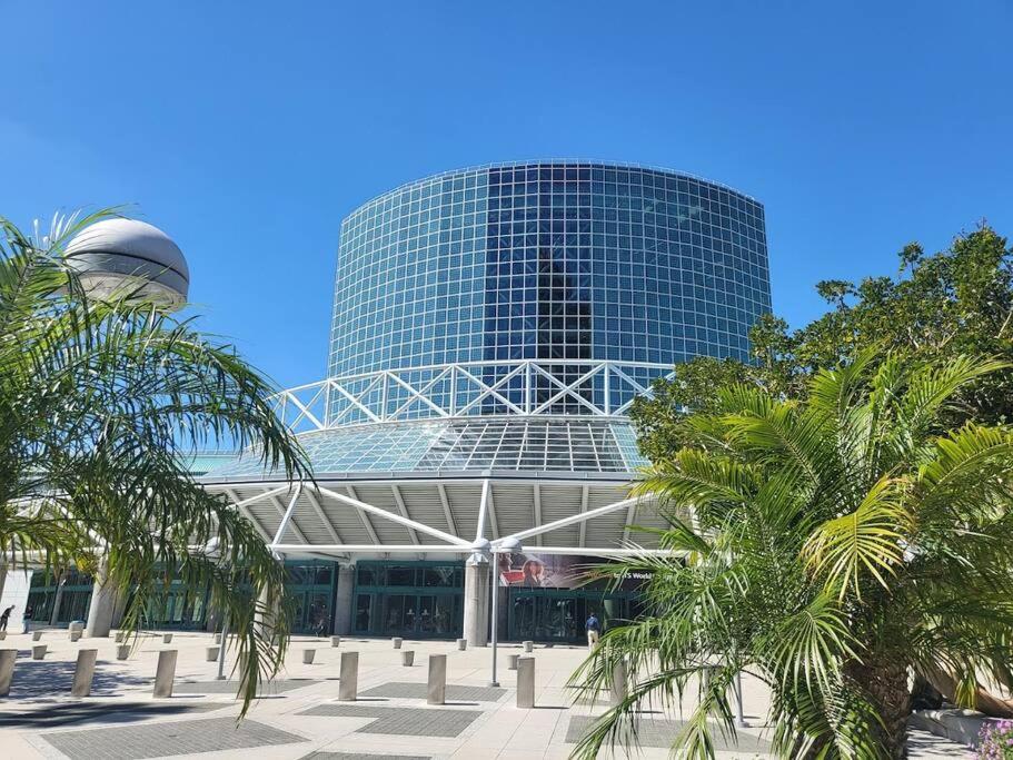 June Specials- Suite Spot Dtla- Free Parking For One Car! Лос Анджелис Екстериор снимка
